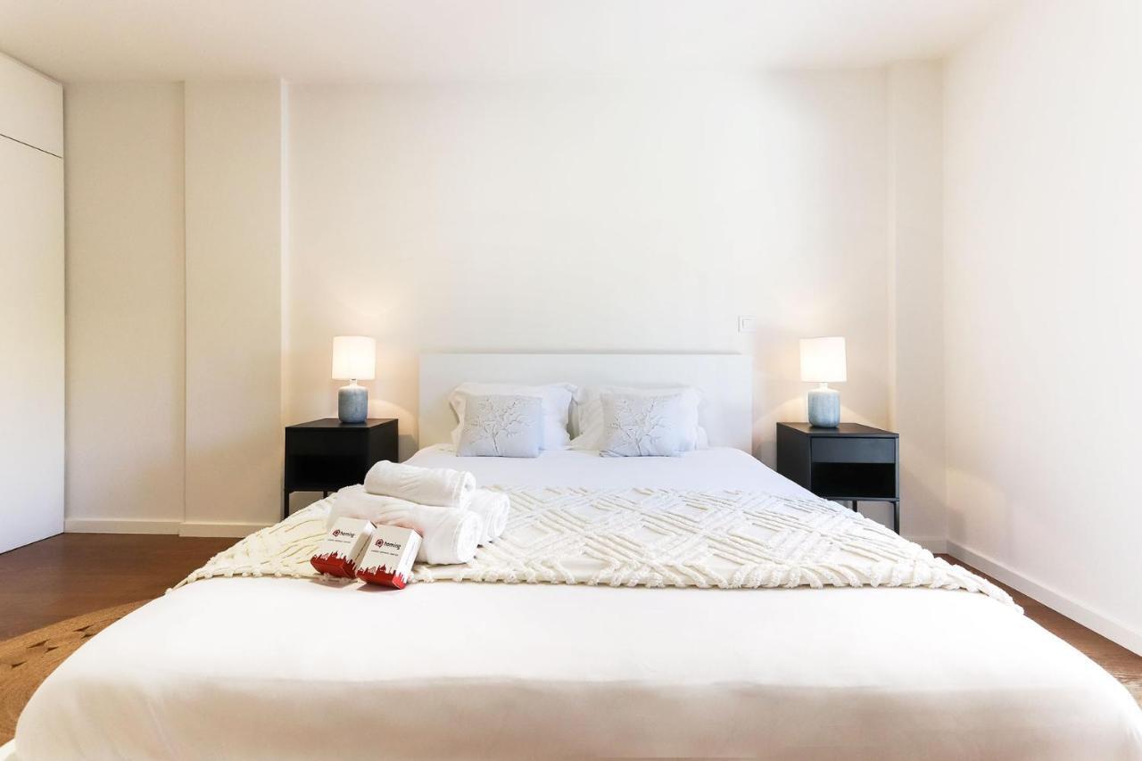 Sao Bento Harmony By Homing Apartment Lisbon Bagian luar foto
